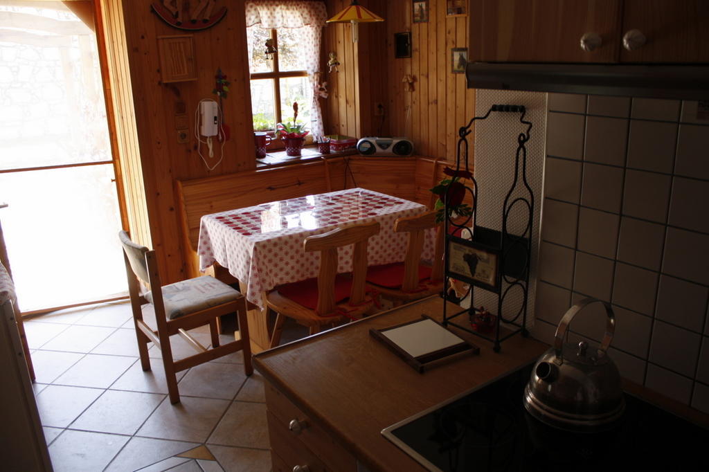 Falusi Vendégház Etyek Camera foto